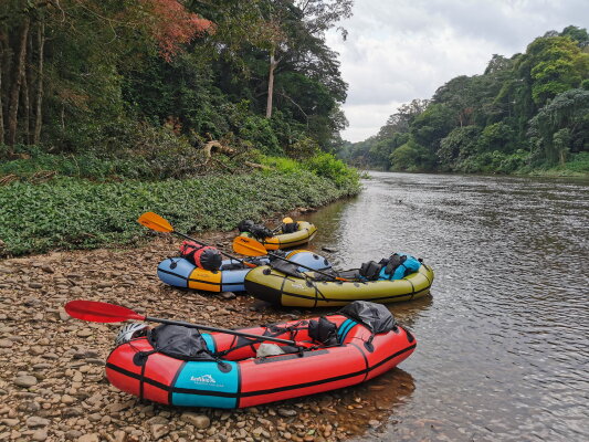 Anfibio Packrafts mit neuem Material und frischen Farben - 